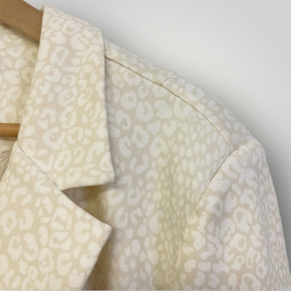 Soft Surroundings Cream Leontine Leopard Blazer Jeweled Buttons Sz 3X - Picture 5 of 12